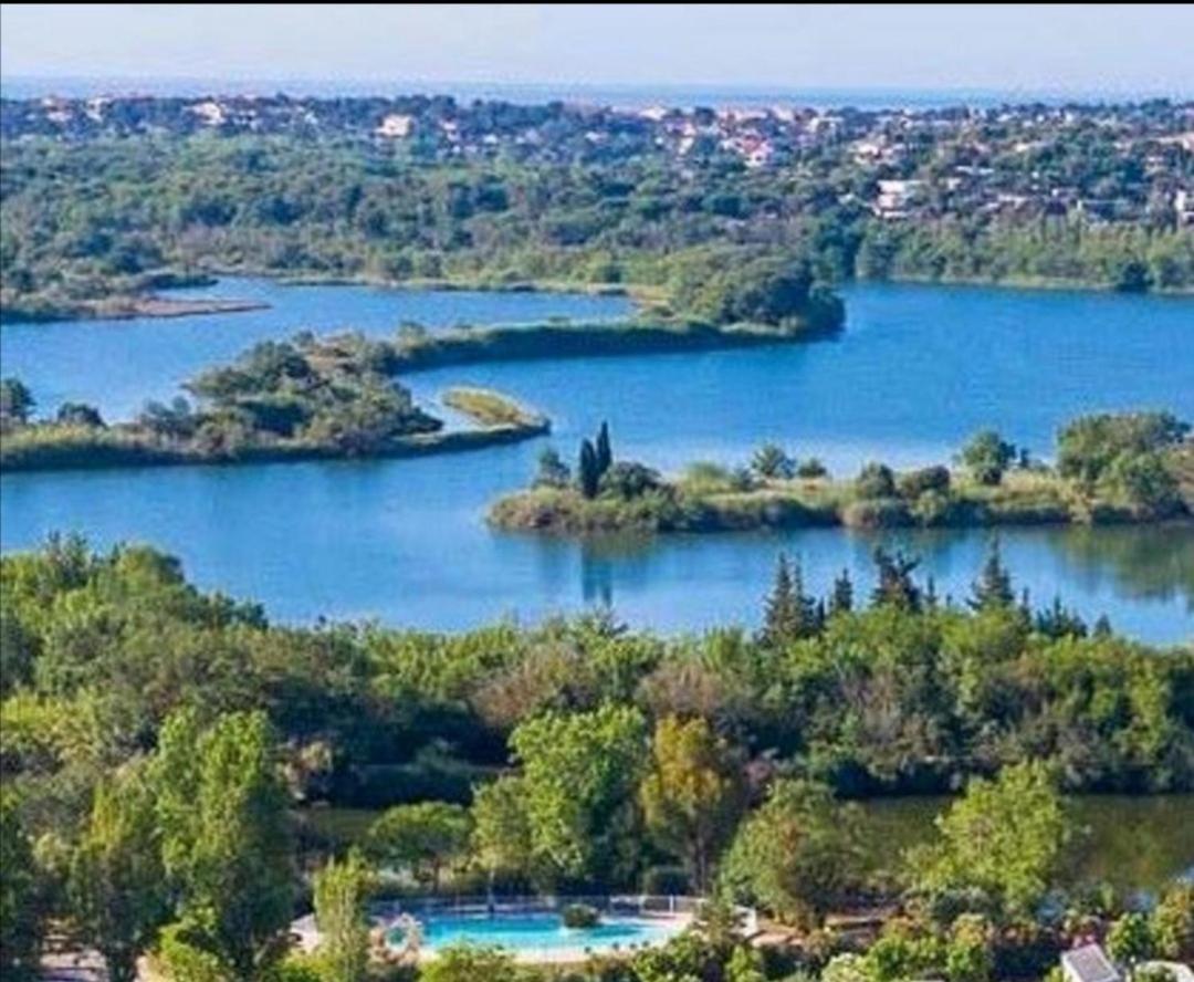 Le Clos De Сен-Агулф Екстериор снимка